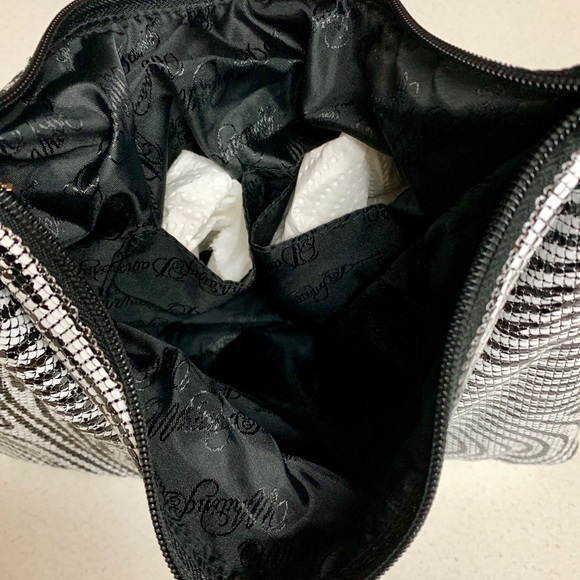 NEW WHITING & DAVIS METAL ZEBRA 🦓 CONVERTIBLE BAG - Picture 5 of 8